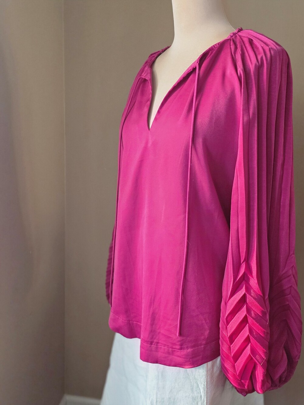 Umgee Magenta Pleated Sleeve Neck Tie Blouse V-Neck Boho Peasant Top Pink Small - Picture 2 of 8